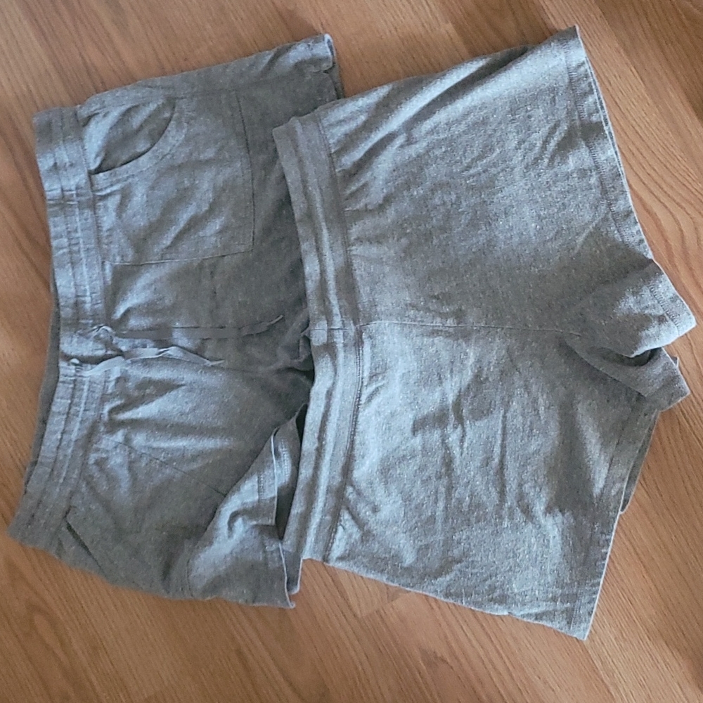 Athletic shorts